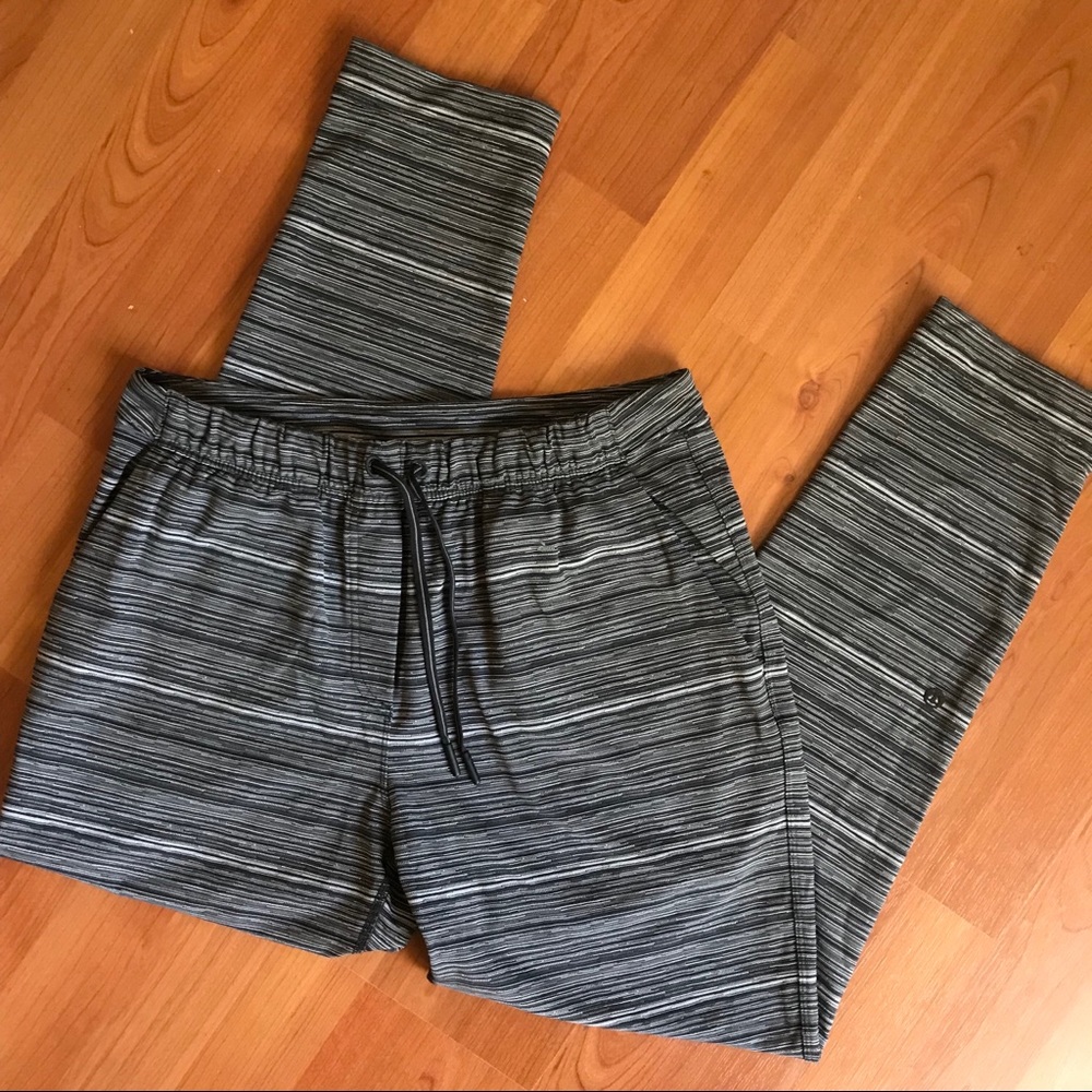Lululemon Jet Crop Slim Pant